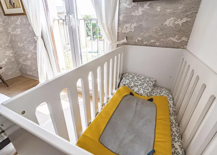 The Peregrines Nest * Reims