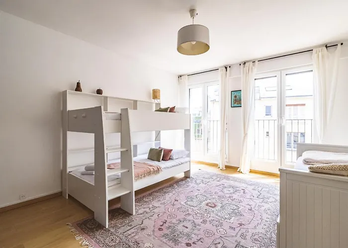 The Peregrines Nest *